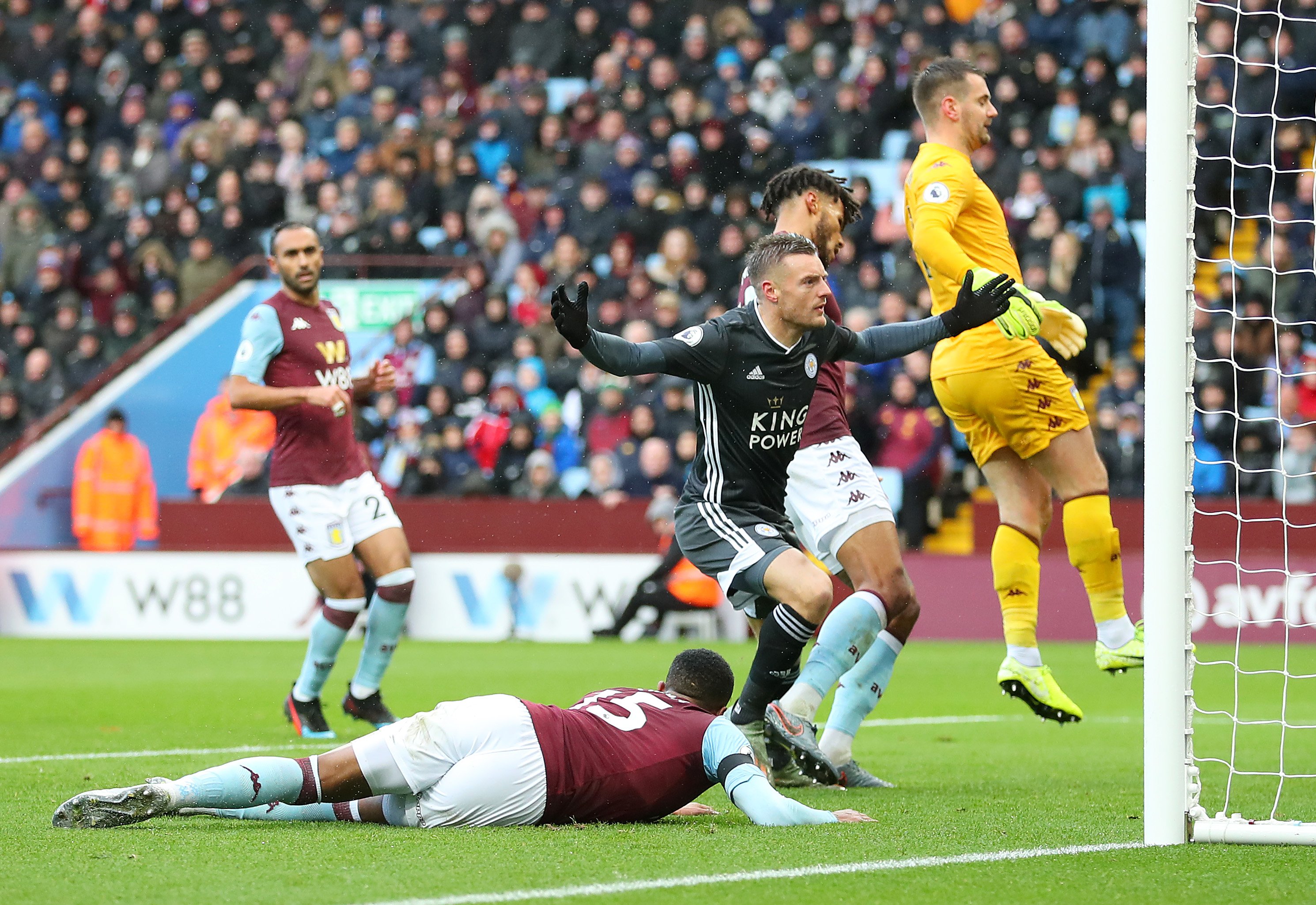 但球队的左 但球队的左