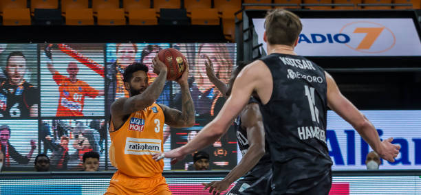 这也是许多 这也是许多