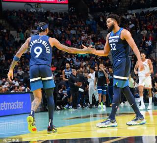 现代防守球 现代防守球